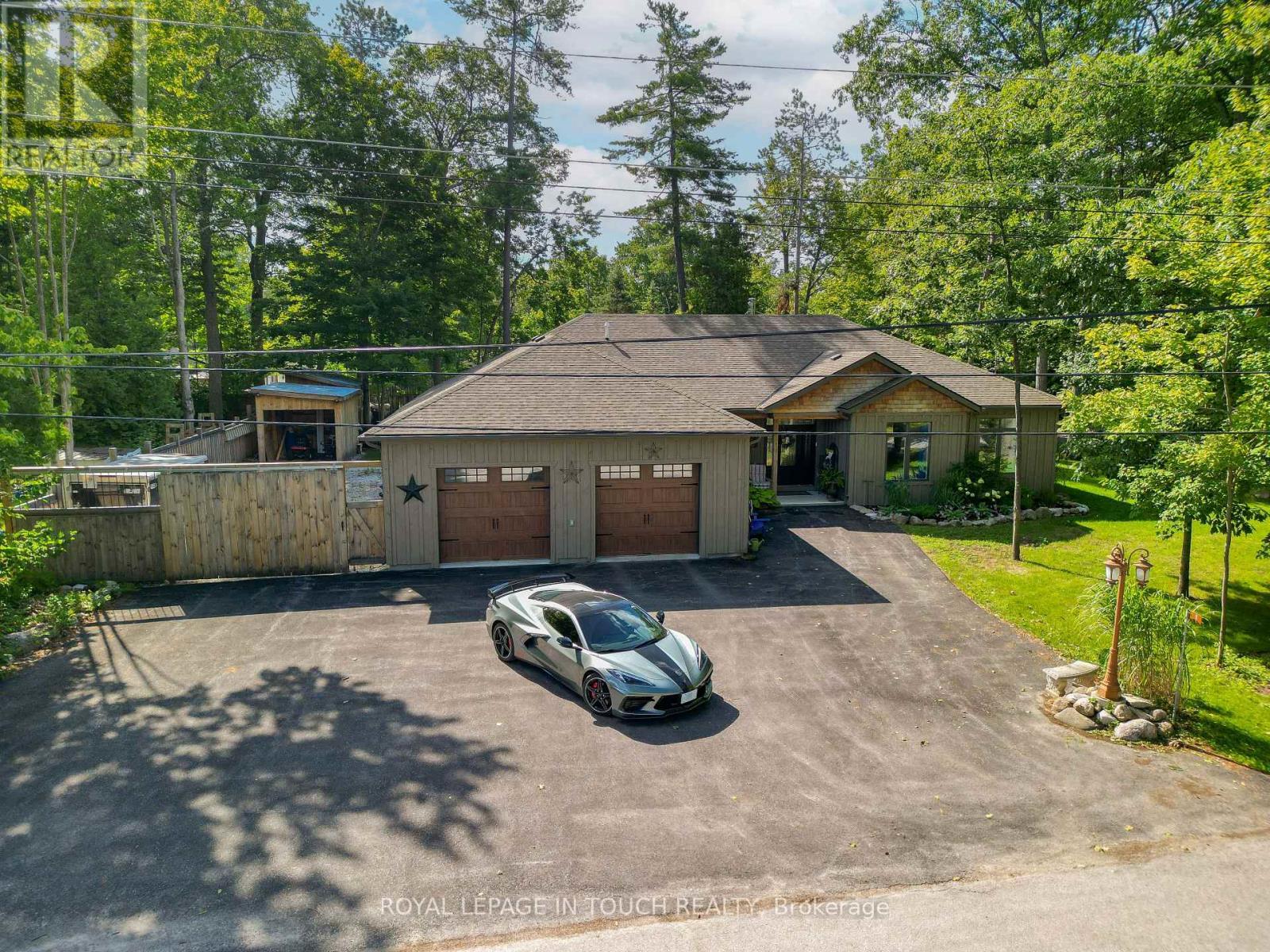 












1 SPRUCE STREET

,
Tiny,




Ontario
L0L1P0

