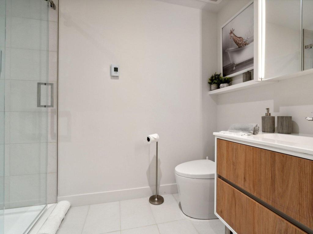 









121


Rue Cuttle

, 602,
Mont-Tremblant,




QC
J8E1B9

