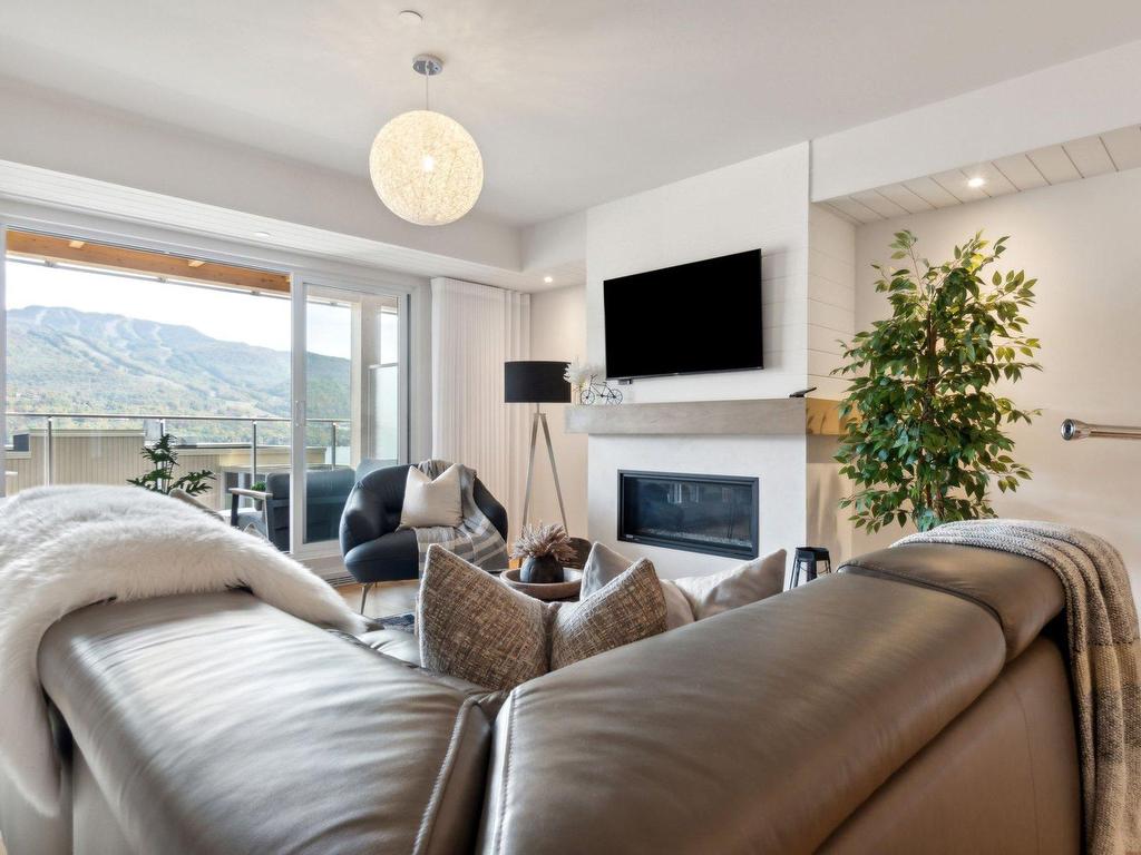 









121


Rue Cuttle

, 602,
Mont-Tremblant,




QC
J8E1B9

