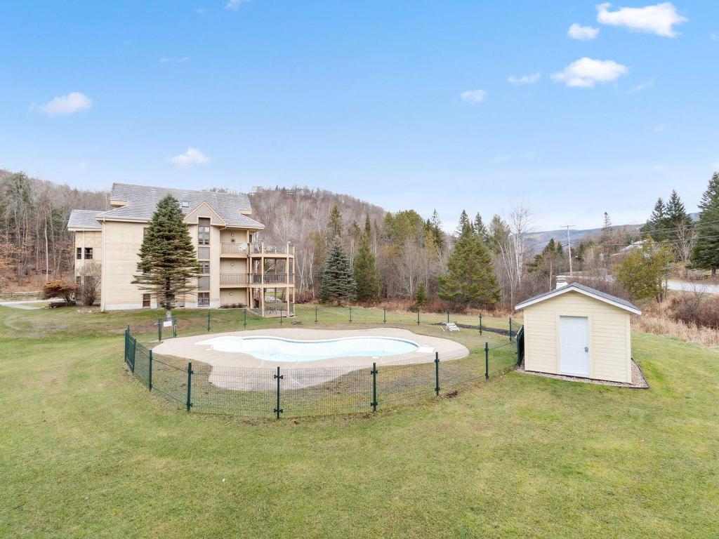 









103


Ch. de l'Érablière

, 3,
Mont-Tremblant,




QC
J8E1H5

