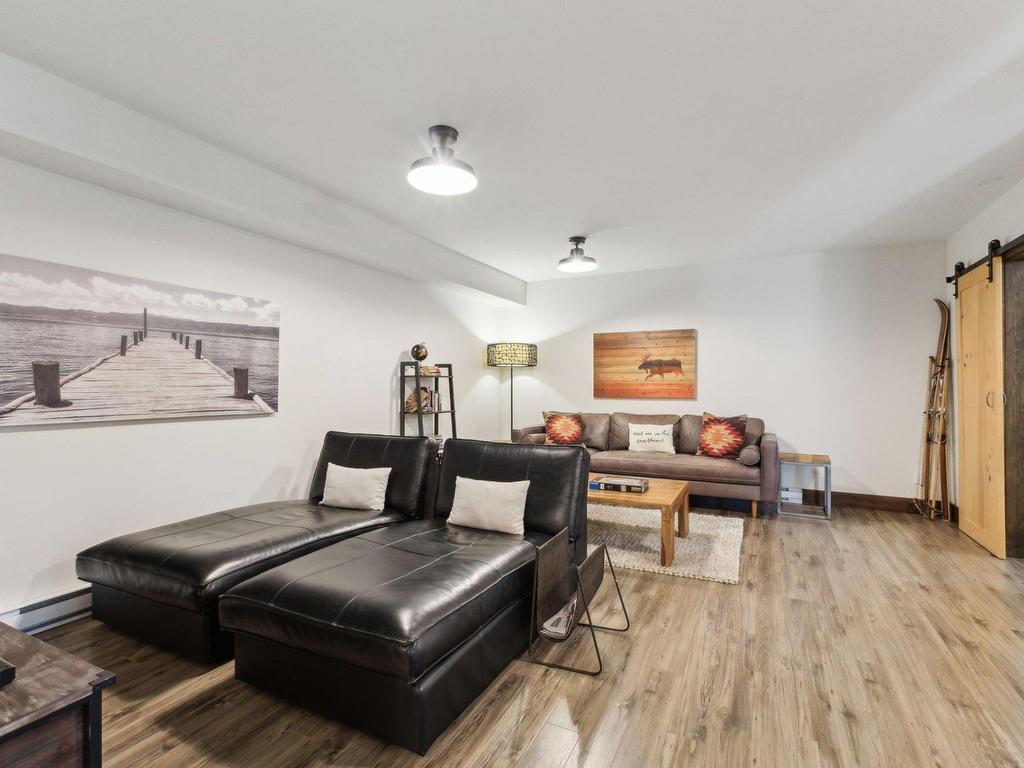 









115


Ch. des Futaies

,
Mont-Tremblant,




QC
J8E0E7

