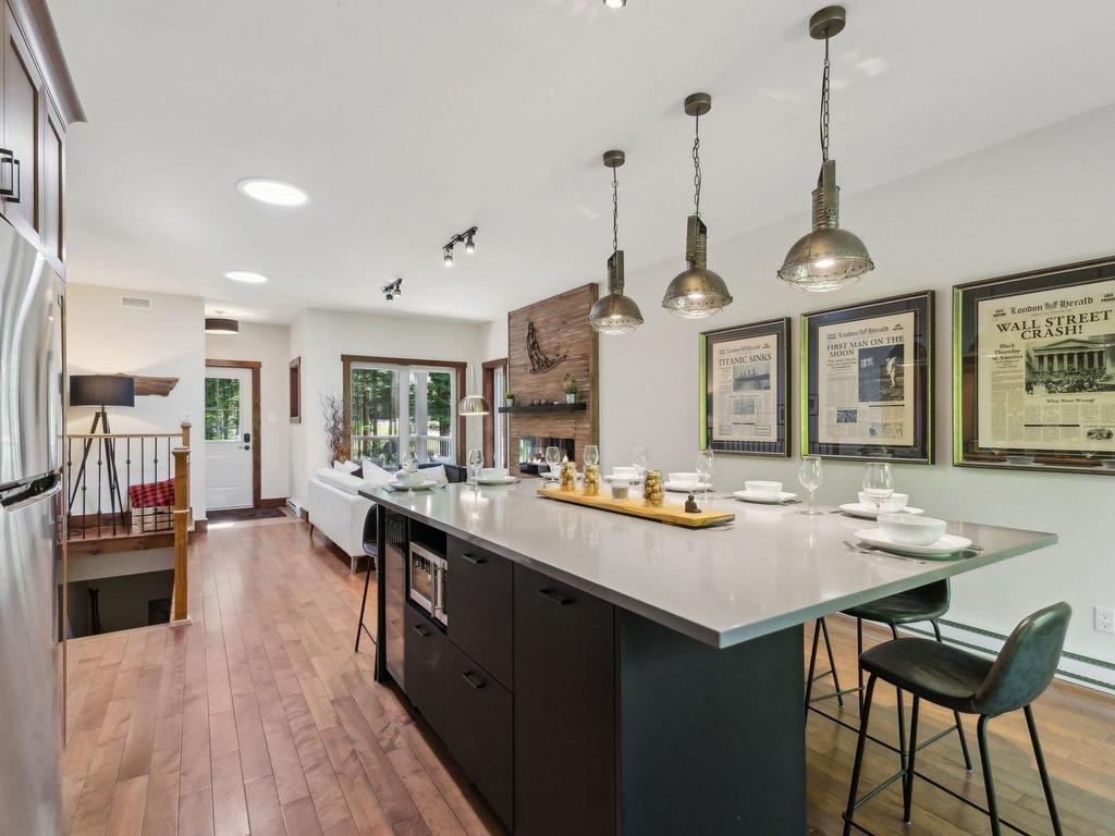 









115


Ch. des Futaies

,
Mont-Tremblant,




QC
J8E0E7

