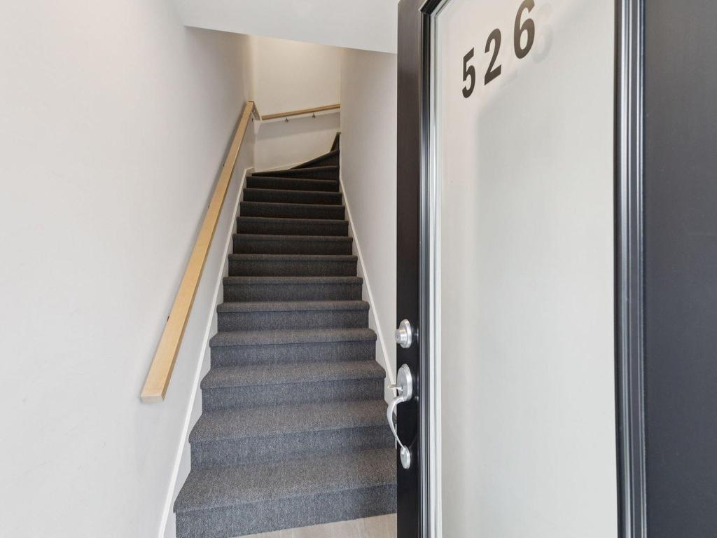 









526


Rue Charlie-Forbell

,
Mont-Tremblant,




QC
J8E0N6

