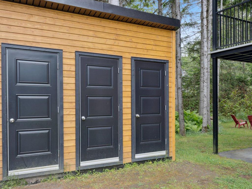 









526


Rue Charlie-Forbell

,
Mont-Tremblant,




QC
J8E0N6

