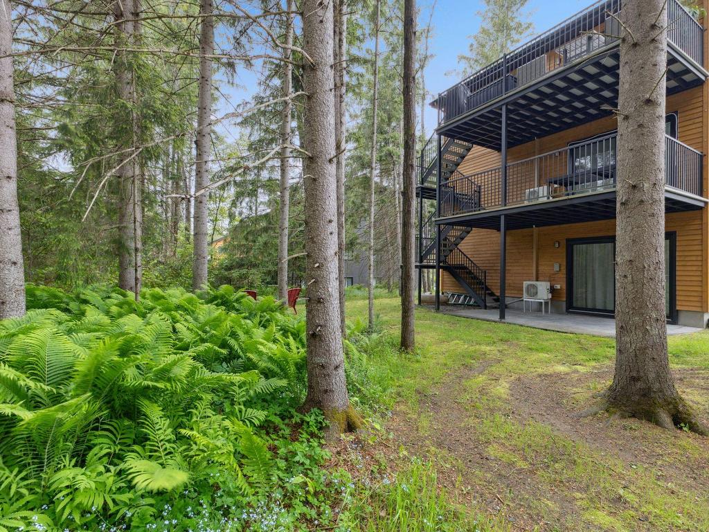 









526


Rue Charlie-Forbell

,
Mont-Tremblant,




QC
J8E0N6

