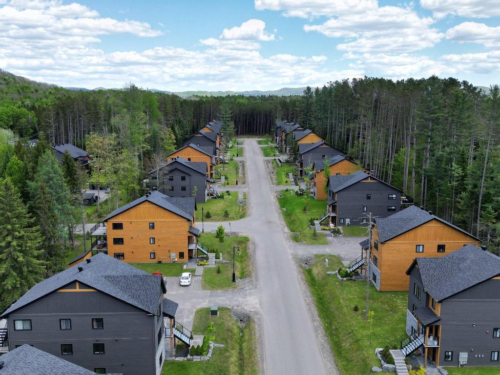 









526


Rue Charlie-Forbell

,
Mont-Tremblant,




QC
J8E0N6

