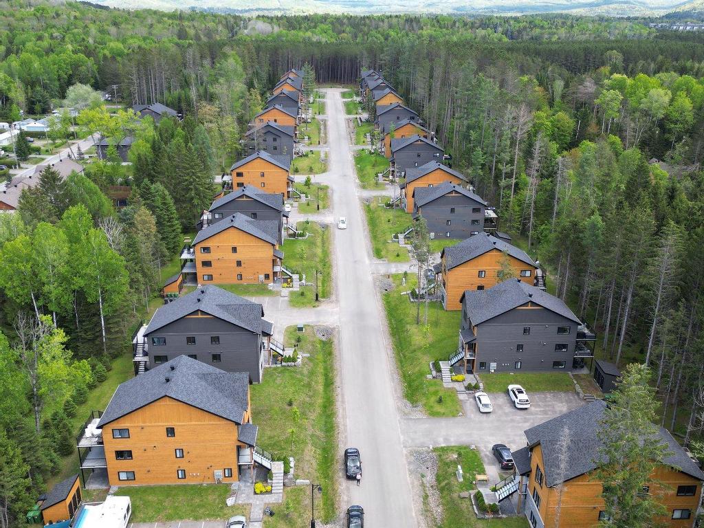 









526


Rue Charlie-Forbell

,
Mont-Tremblant,




QC
J8E0N6

