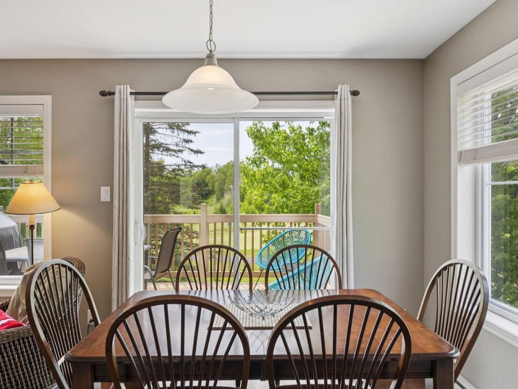 









1812


Ch. du Golf

,
Mont-Tremblant,




QC
J8E2K6

