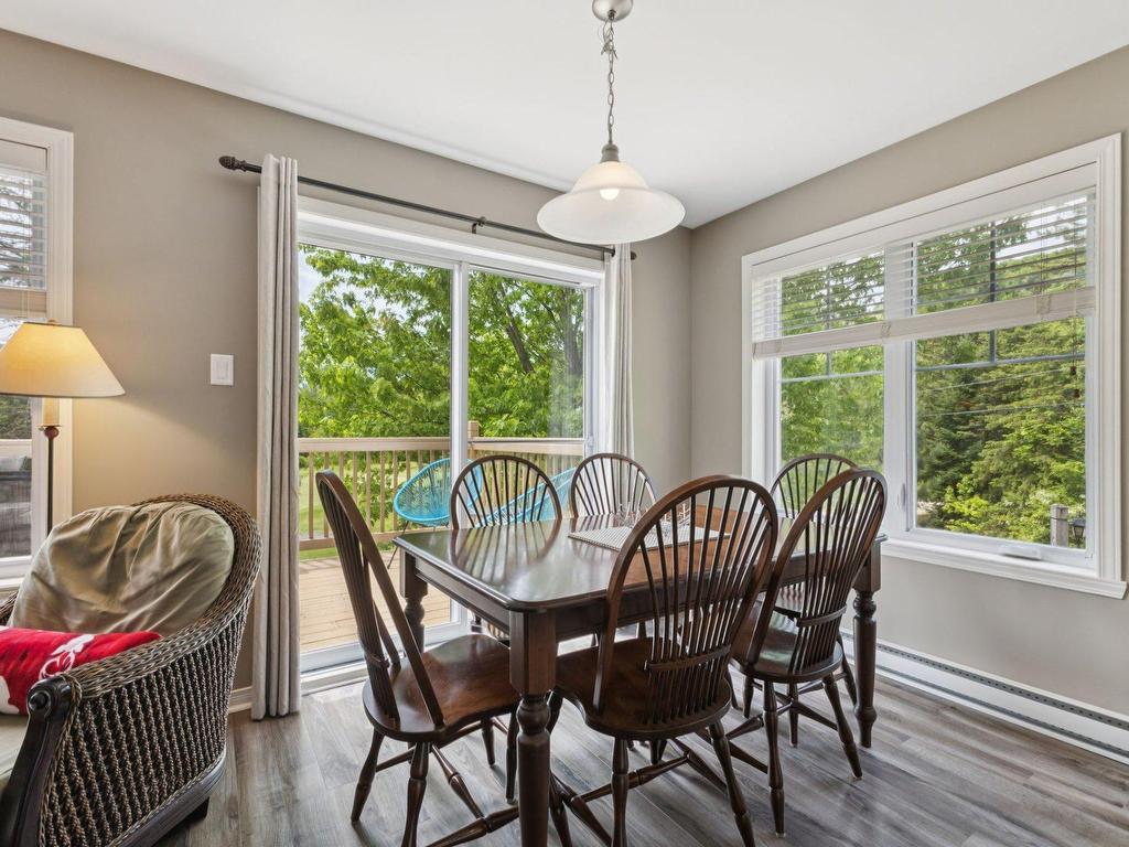 









1812


Ch. du Golf

,
Mont-Tremblant,




QC
J8E2K6

