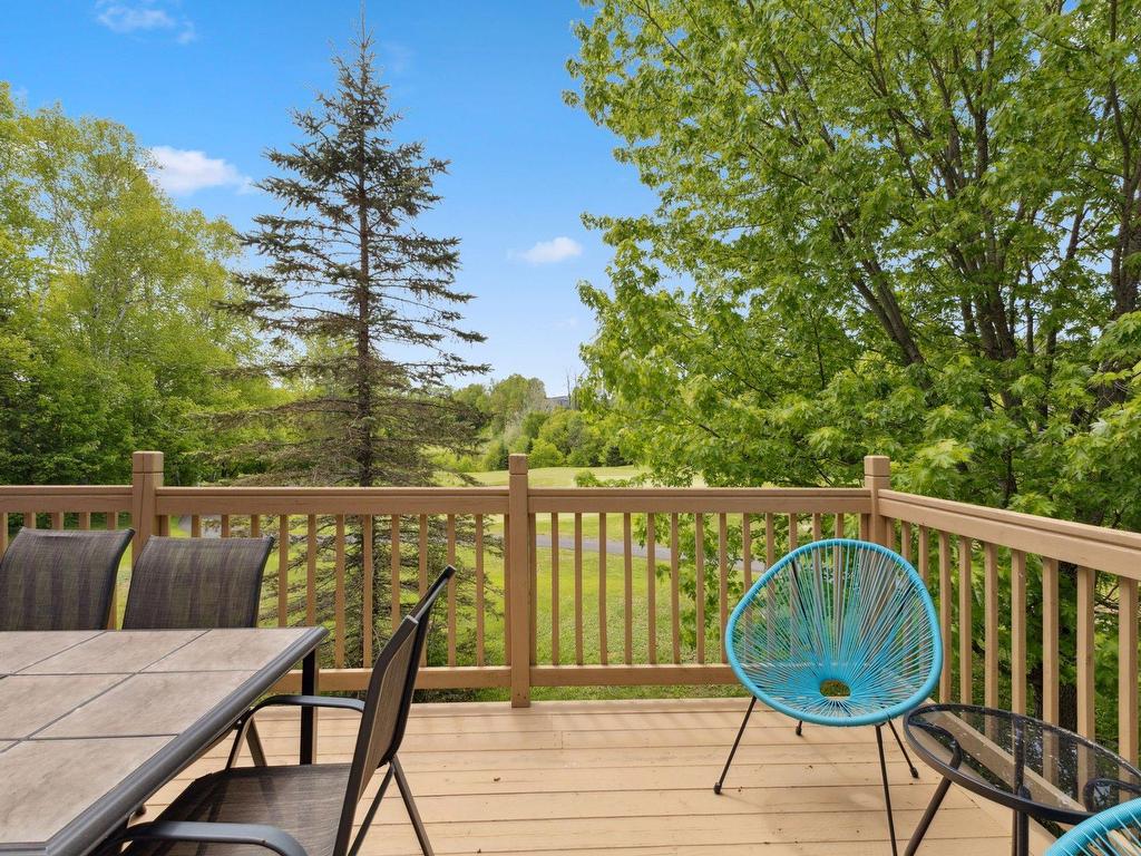 









1812


Ch. du Golf

,
Mont-Tremblant,




QC
J8E2K6

