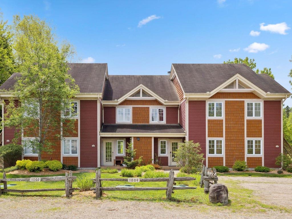 









1812


Ch. du Golf

,
Mont-Tremblant,




QC
J8E2K6

