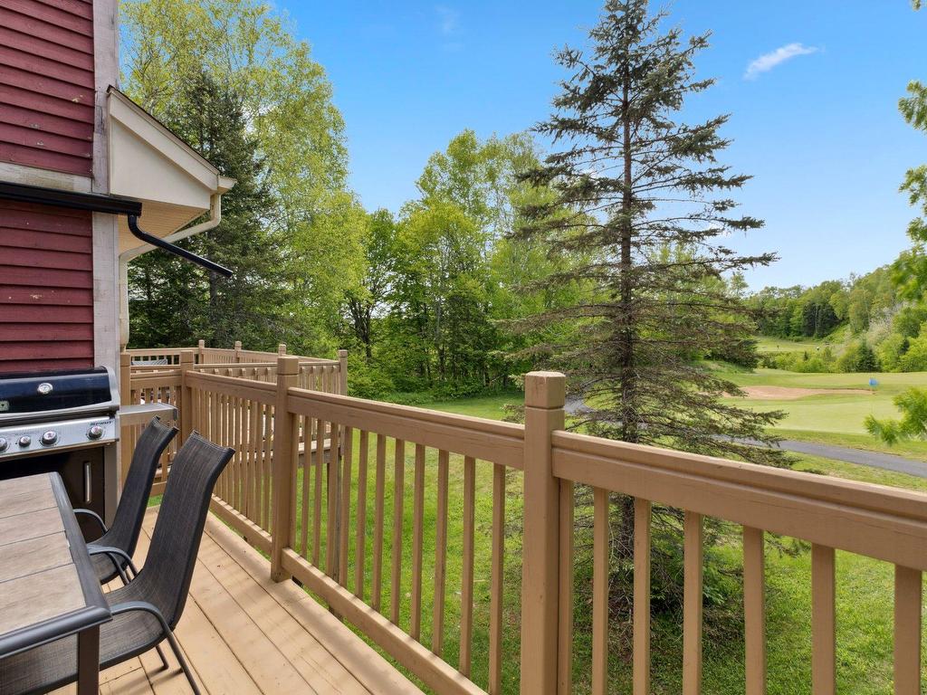 









1812


Ch. du Golf

,
Mont-Tremblant,




QC
J8E2K6

