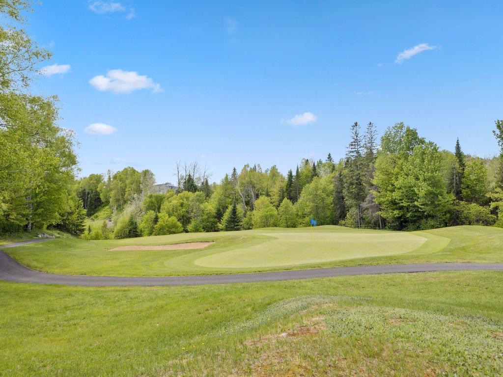 









1812


Ch. du Golf

,
Mont-Tremblant,




QC
J8E2K6

