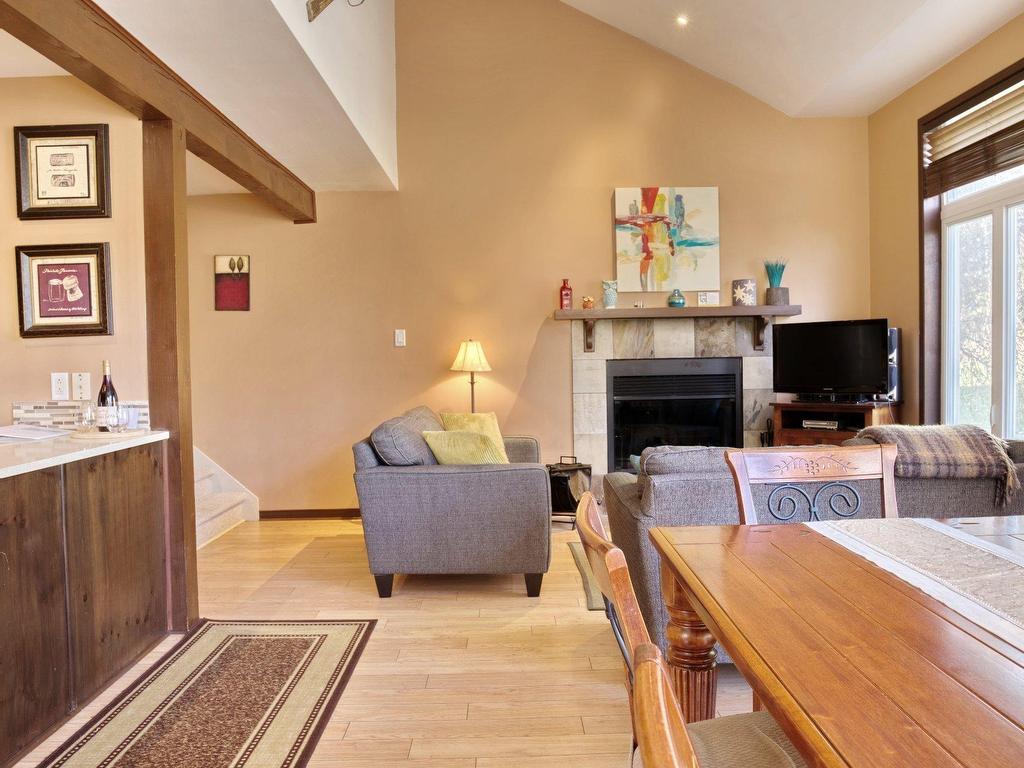 









1691


Ch. du Golf

,
Mont-Tremblant,




QC
J8E2K6

