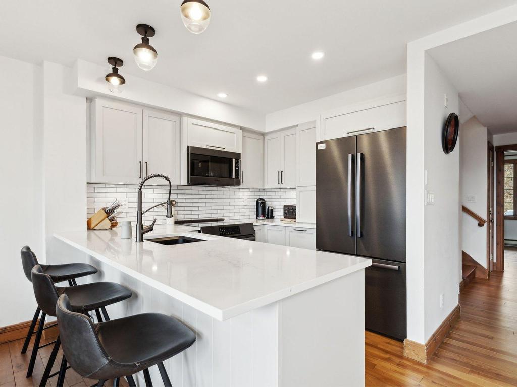 









134


Ch. de la Forêt

, 9,
Mont-Tremblant,




QC
J8E3K8

