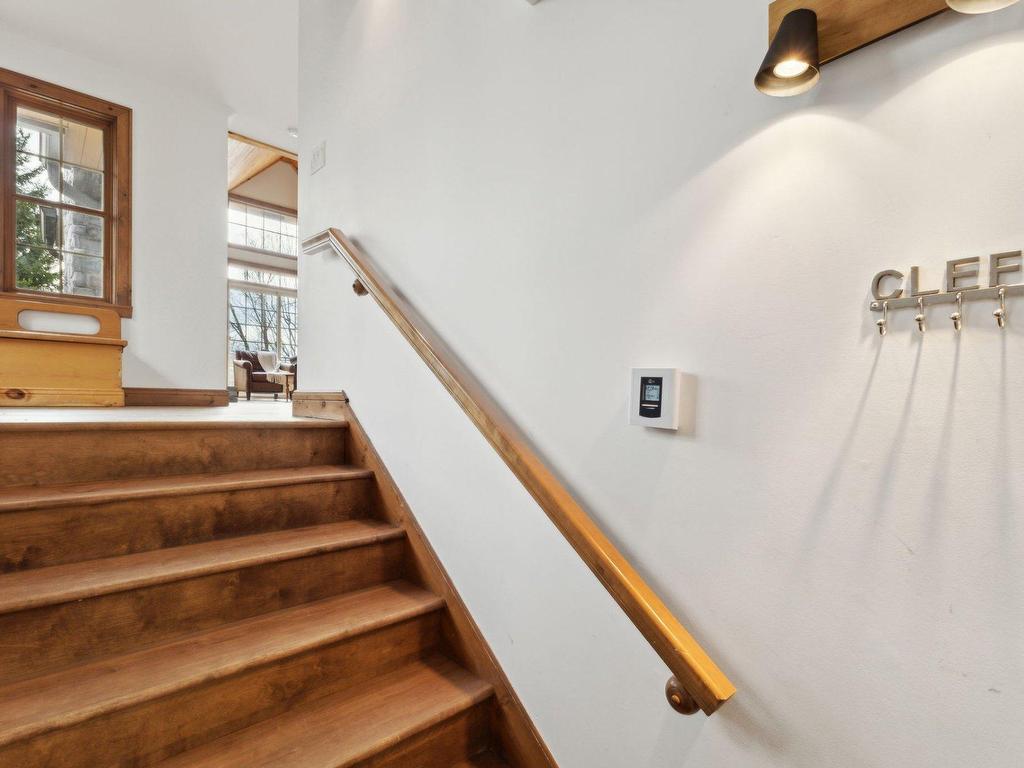 









134


Ch. de la Forêt

, 9,
Mont-Tremblant,




QC
J8E3K8

