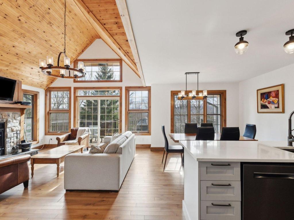 









134


Ch. de la Forêt

, 9,
Mont-Tremblant,




QC
J8E3K8

