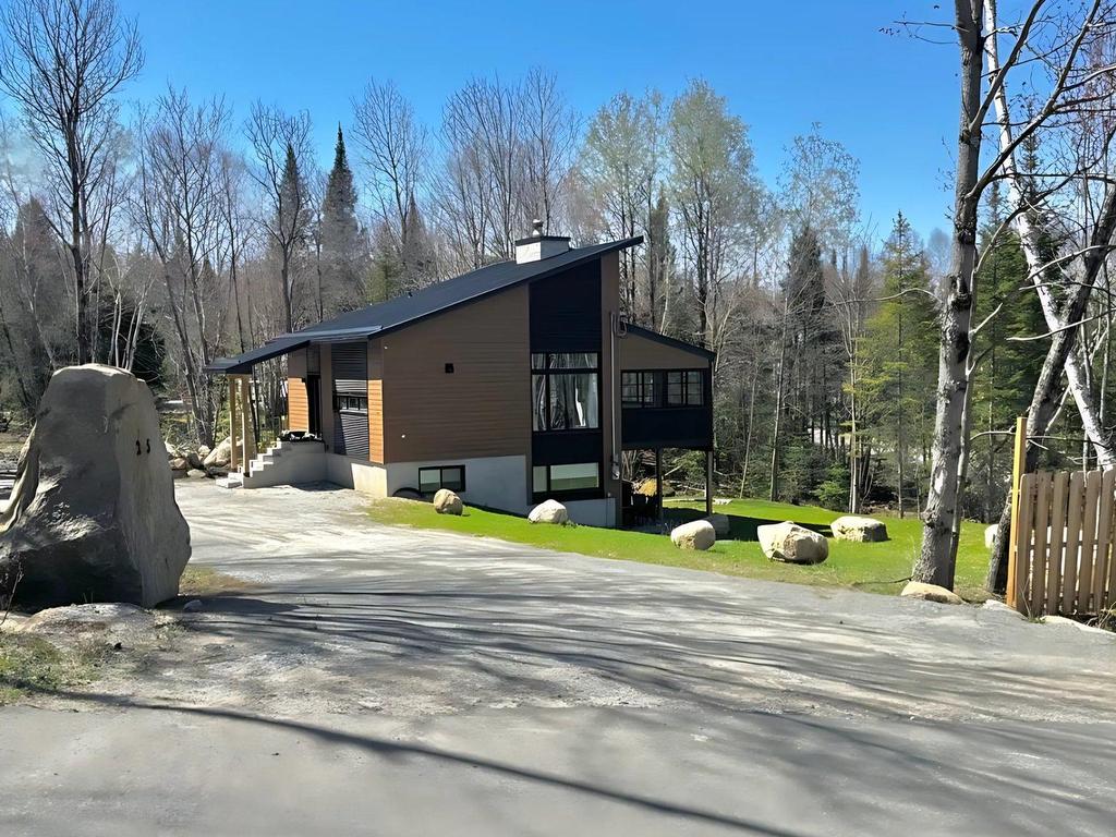 









25


Ch. des Cerisiers

,
Lac-Supérieur,




QC
J0T1J0

