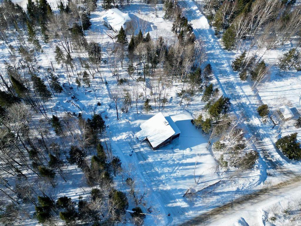 









25


Ch. des Cerisiers

,
Lac-Supérieur,




QC
J0T1J0

