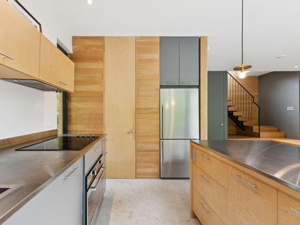 









93


Ch. de la Trinité

, 13,
Lac-Supérieur,




QC
J0T1P0

