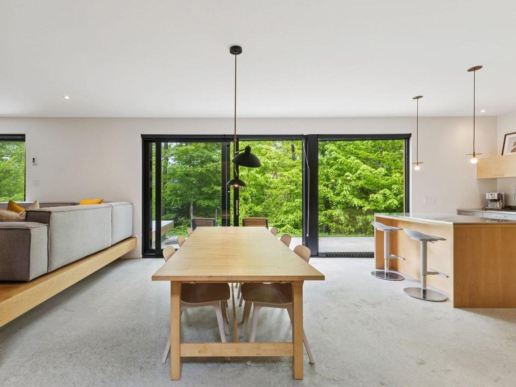 









93


Ch. de la Trinité

, 13,
Lac-Supérieur,




QC
J0T1P0

