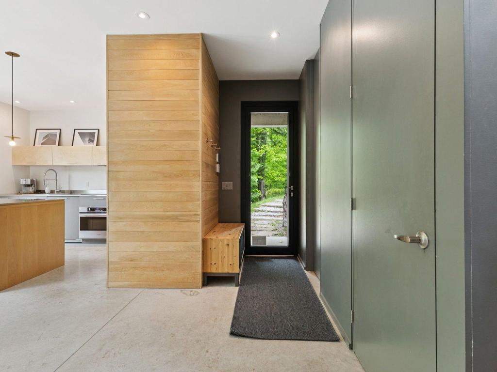 









93


Ch. de la Trinité

, 13,
Lac-Supérieur,




QC
J0T1P0

