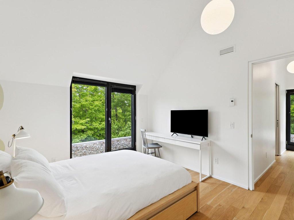 









93


Ch. de la Trinité

, 13,
Lac-Supérieur,




QC
J0T1P0

