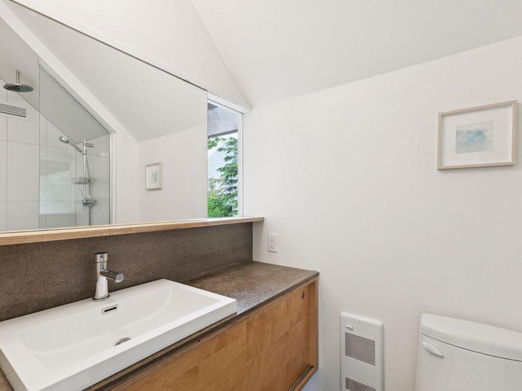 









93


Ch. de la Trinité

, 13,
Lac-Supérieur,




QC
J0T1P0

