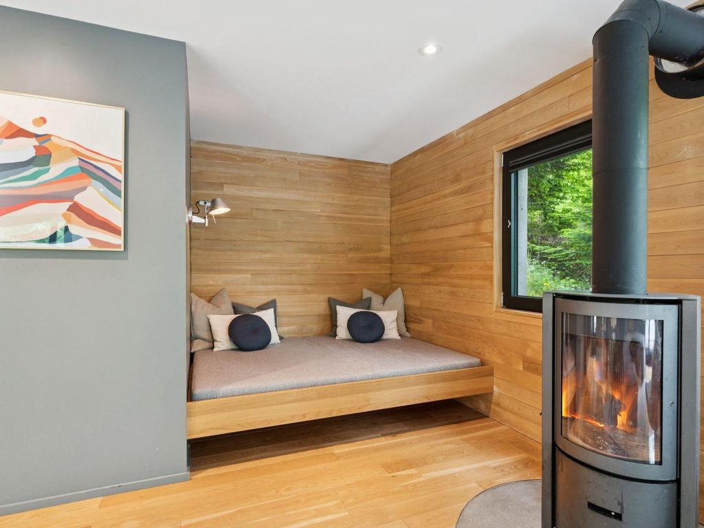 









93


Ch. de la Trinité

, 13,
Lac-Supérieur,




QC
J0T1P0

