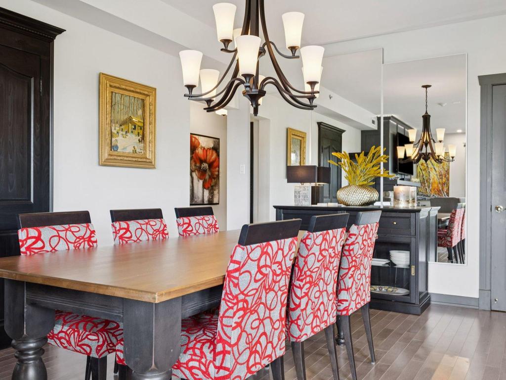 









235


Ch. des Quatre-Sommets

, 5,
Mont-Tremblant,




QC
J8E1C6

