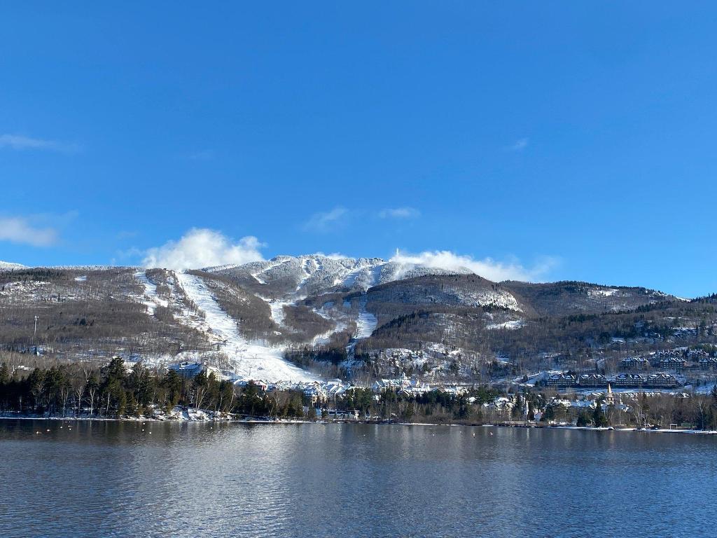 












Ch. des Entailles

,
Mont-Tremblant,







QC
J8E0C9

