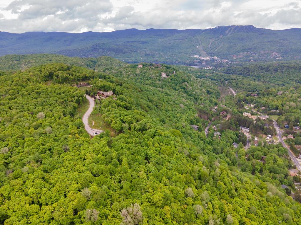 









9


Ch. des Entailles

,
Mont-Tremblant,







QC
J8E1V1


