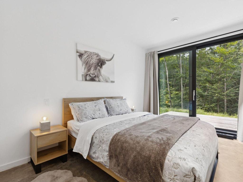 









304

 - 15


Imp. du Cardinal

,
Lac-Supérieur,




QC
J0T1P0

