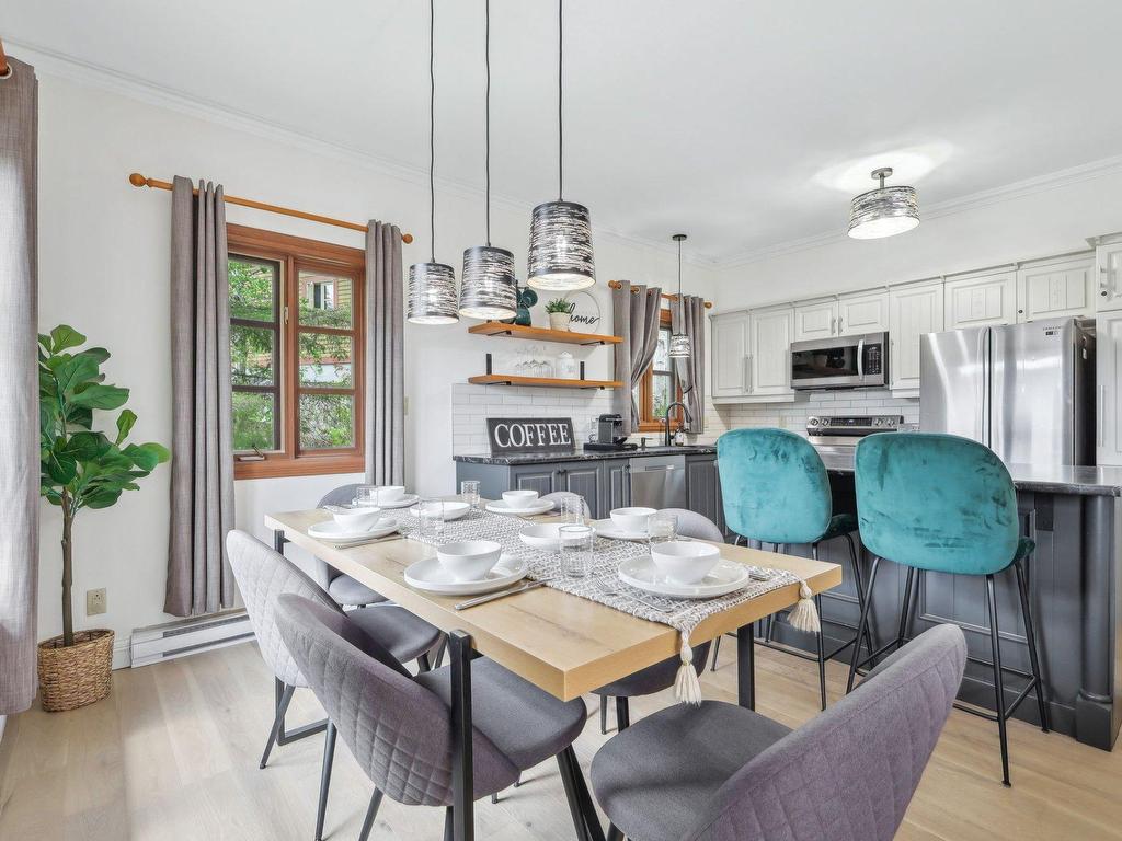 









234


Ch. de la Forêt

, 4,
Mont-Tremblant,




QC
J8E3K3

