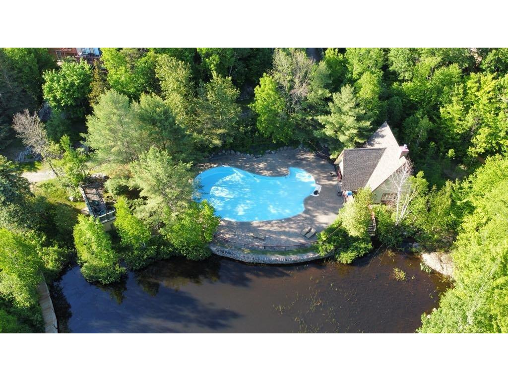 









234


Ch. de la Forêt

, 4,
Mont-Tremblant,




QC
J8E3K3

