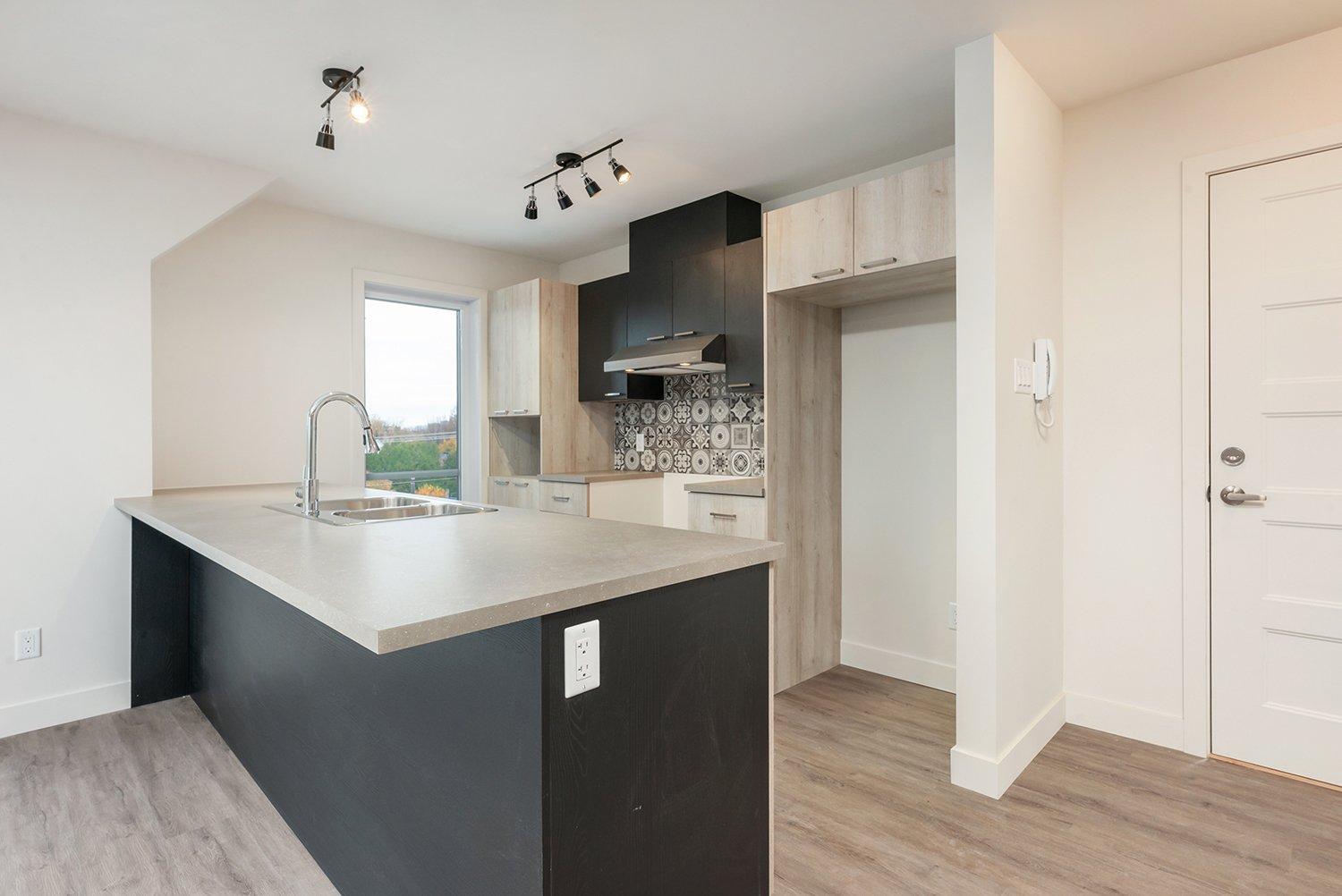 









2351


Boul. Ste-Marie

, 304,
Salaberry-de-Valleyfield,




QC
J6T0G8

