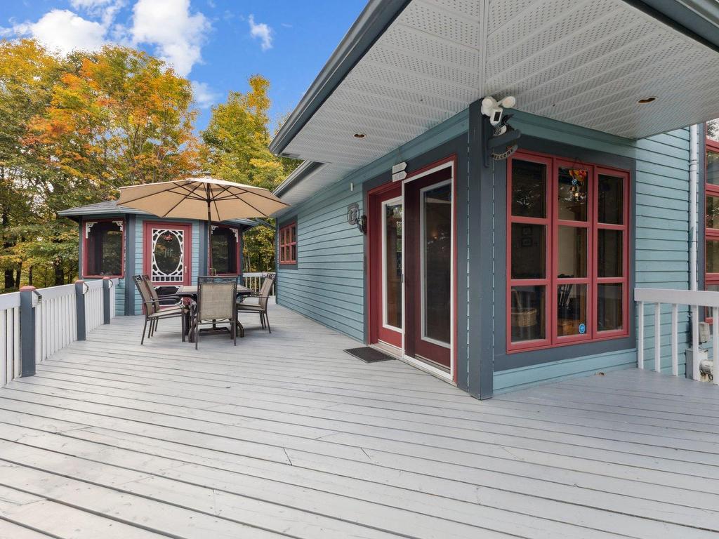









322


Ch. Louise

,
Lac-Supérieur,




QC
J0T1J0

