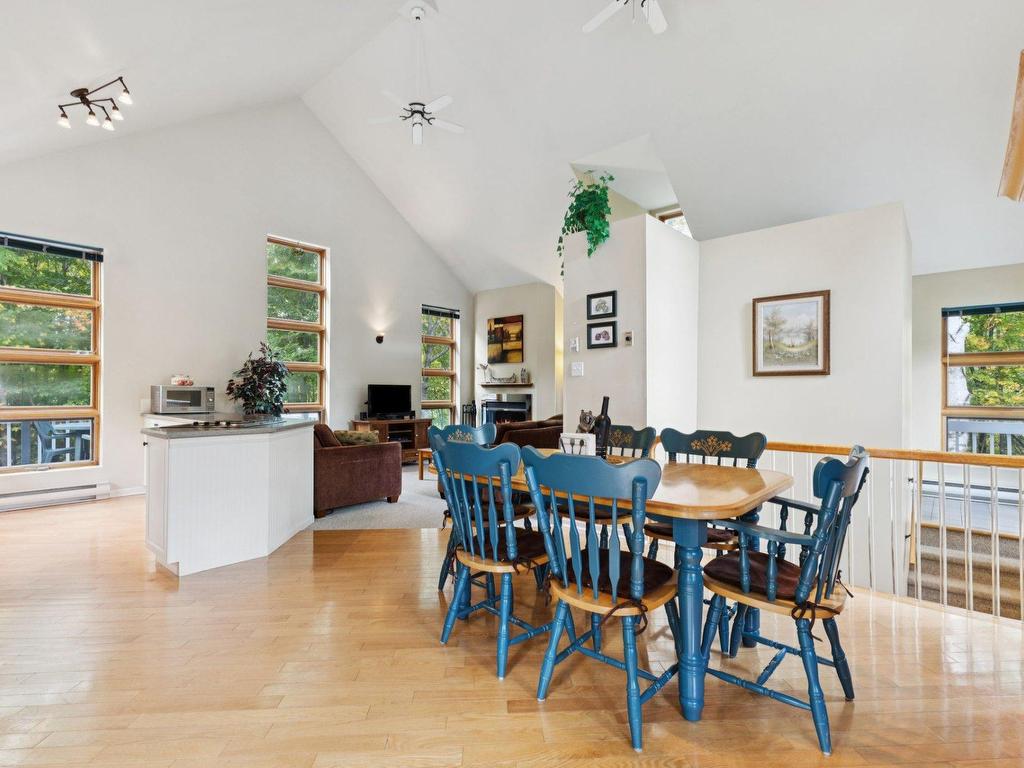 









322


Ch. Louise

,
Lac-Supérieur,




QC
J0T1J0


