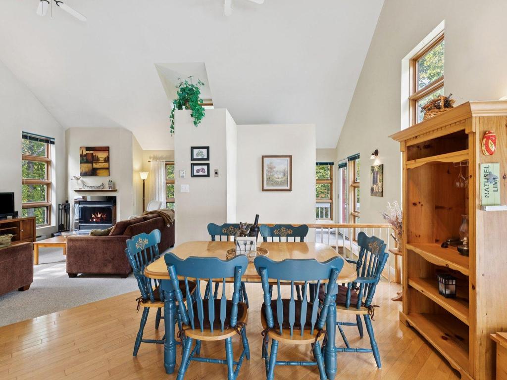 









322


Ch. Louise

,
Lac-Supérieur,




QC
J0T1J0

