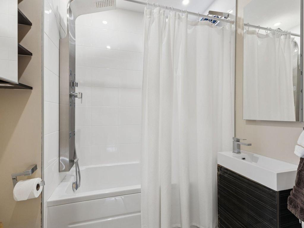 









145


Ch. au Pied-de-la-Montagne

, 2094,
Mont-Tremblant,




QC
J8E3M2

