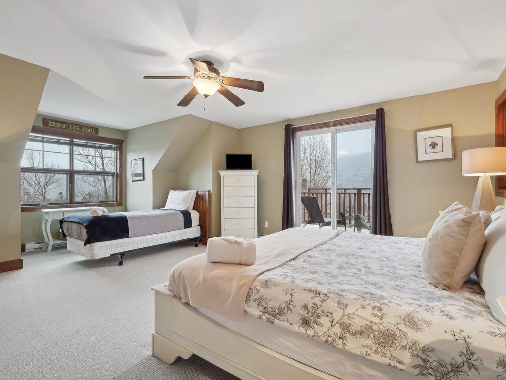 









223


Ch. des Quatre-Sommets

, 3,
Mont-Tremblant,




QC
J8E1C6

