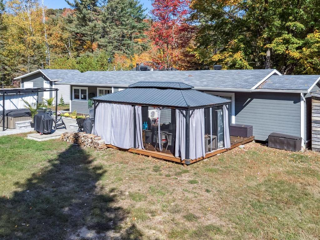 









72


Ch. Alpino

,
Morin-Heights,




QC
J0R1H0

