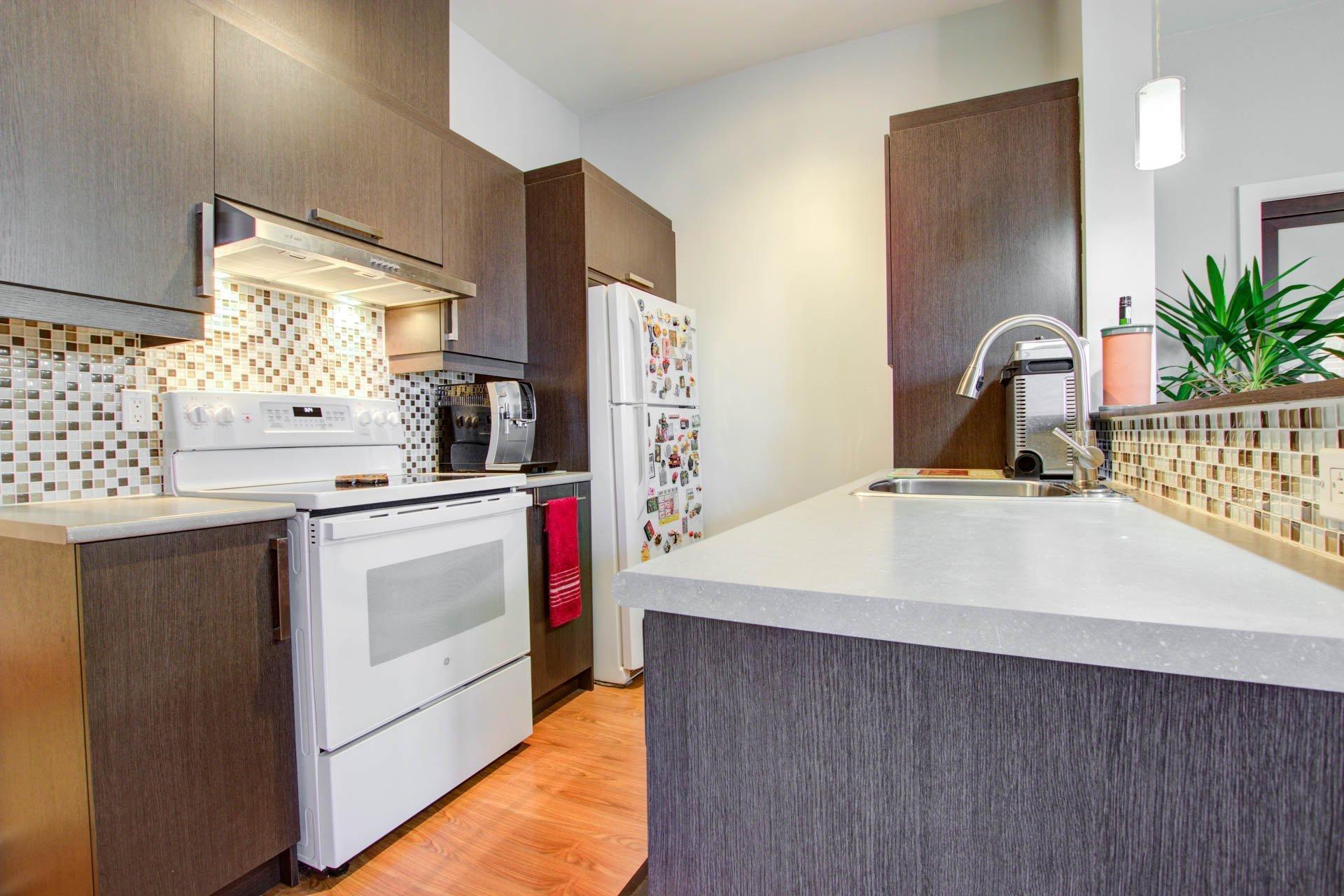 









5905


Rue de la Tourbière

, 403,
Longueuil (Saint-Hubert),




QC
J3Y0K8

