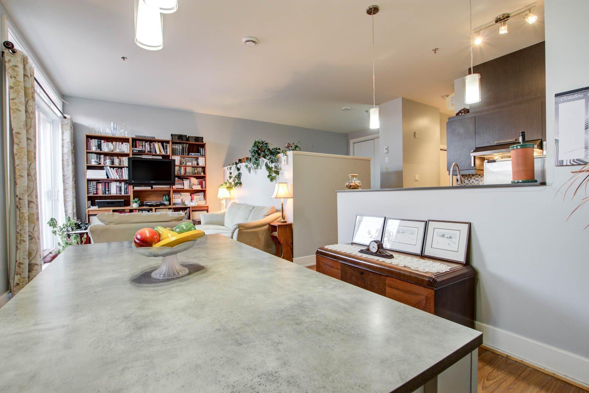 









5905


Rue de la Tourbière

, 403,
Longueuil (Saint-Hubert),




QC
J3Y0K8

