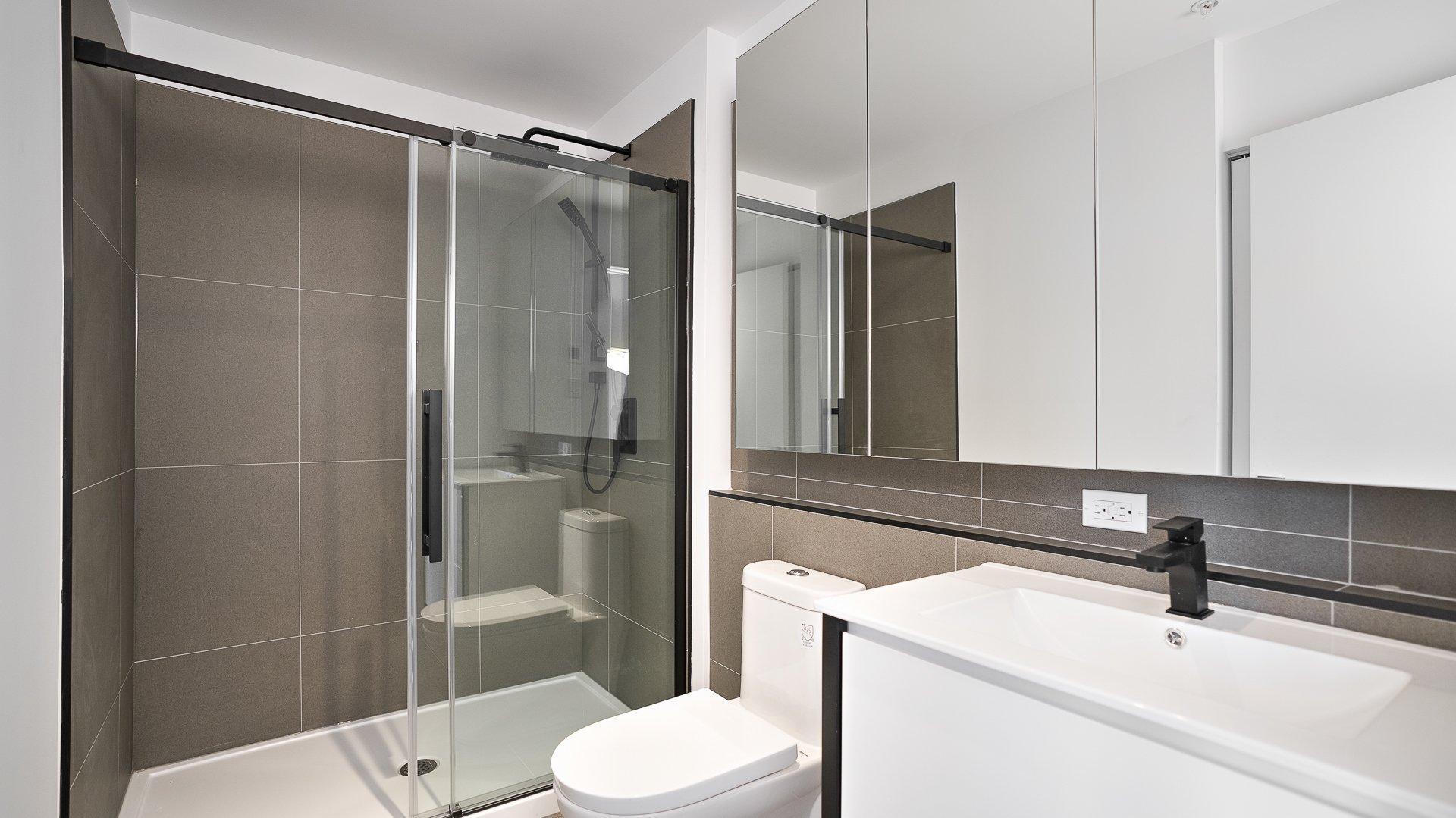 









1160


Rue MacKay

, 2306,
Montréal (Ville-Marie),




QC
H3G2H4

