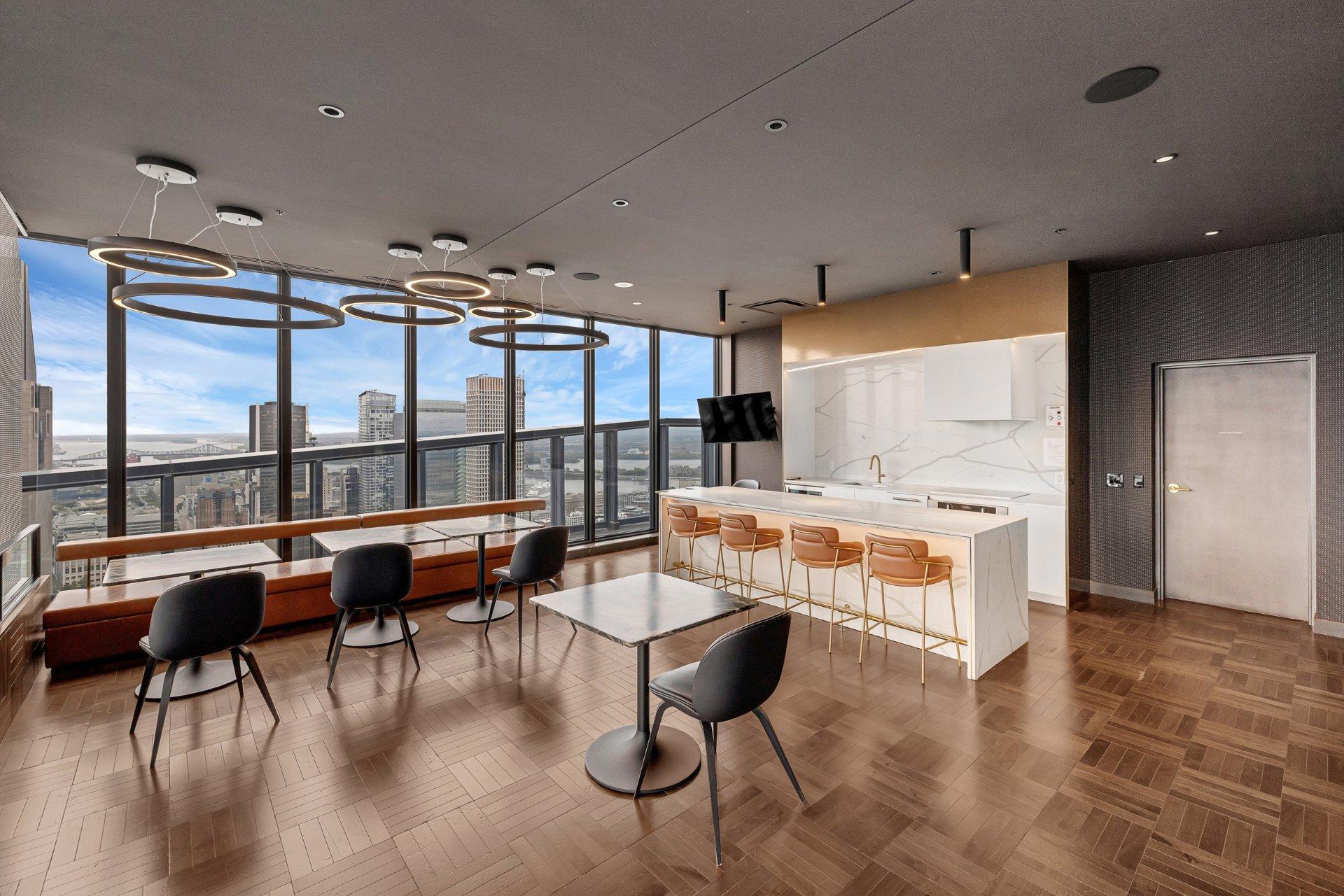 









1188


Rue St-Antoine O.

, 3701,
Montréal (Ville-Marie),




QC
H3C1B4

