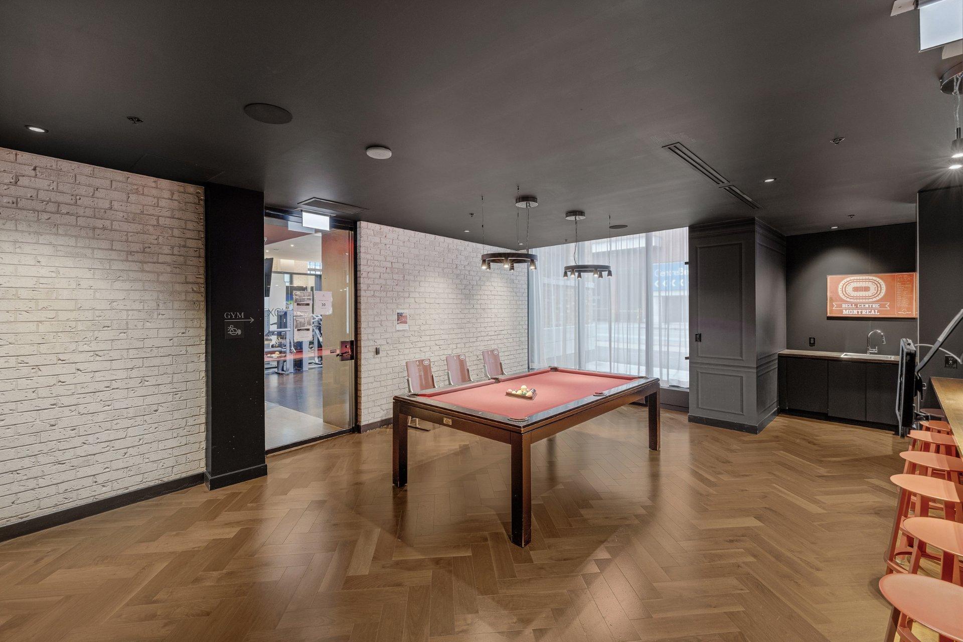 









1188


Rue St-Antoine O.

, 3701,
Montréal (Ville-Marie),




QC
H3C1B4

