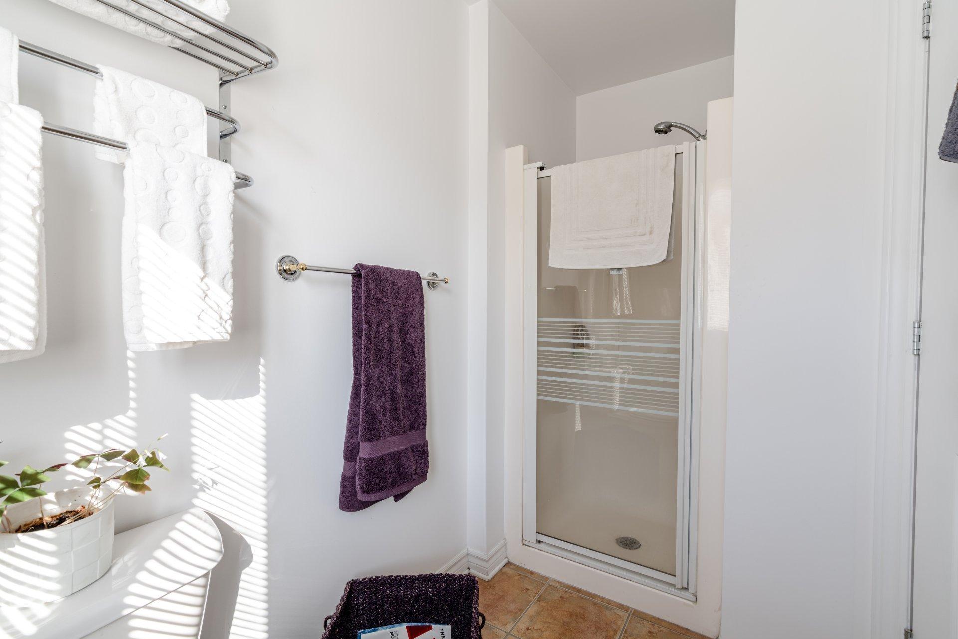 









1485


Rue St-Jacques

, 8,
Montréal (Ville-Marie),




QC
H3C6L7

