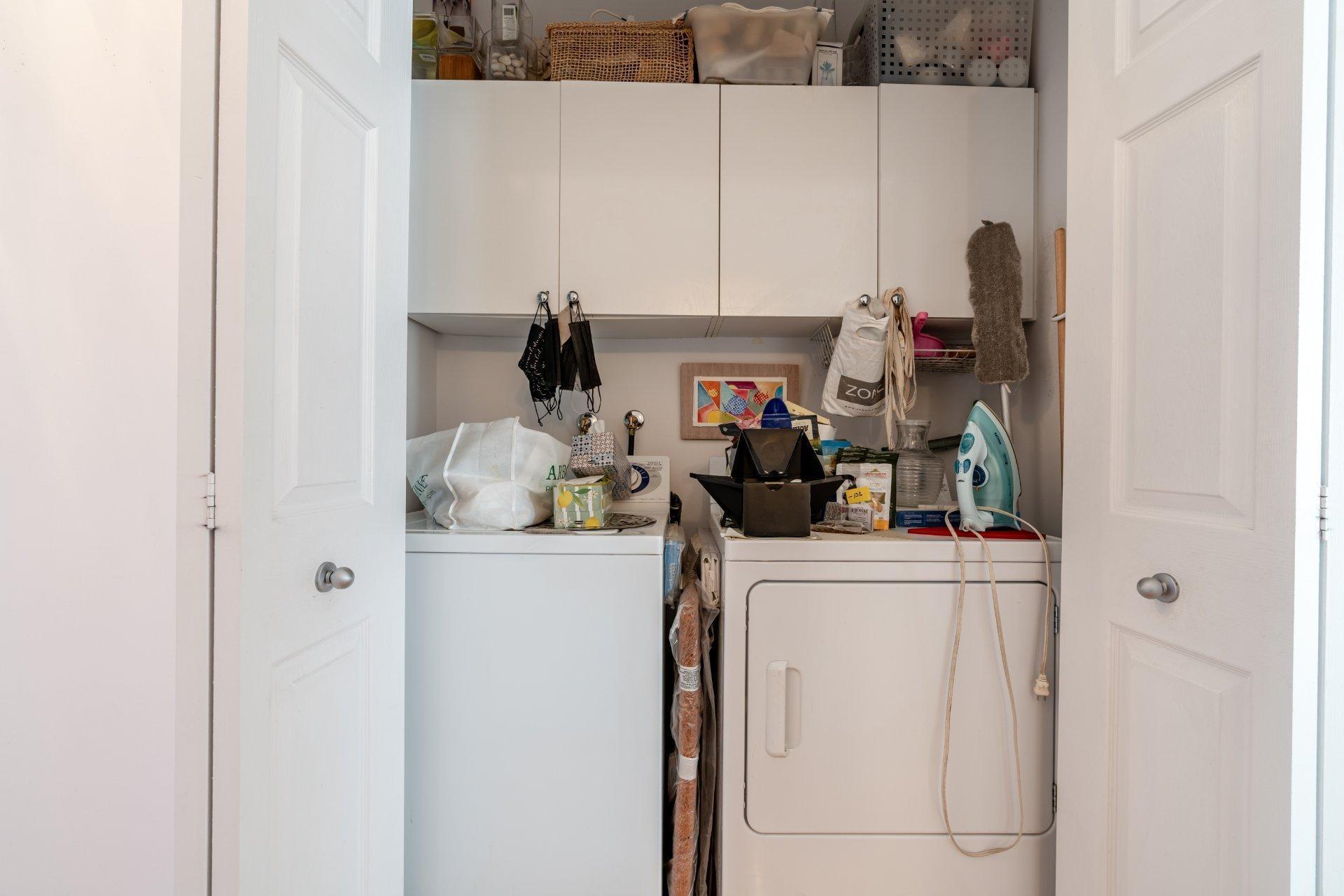 









1485


Rue St-Jacques

, 8,
Montréal (Ville-Marie),




QC
H3C6L7

