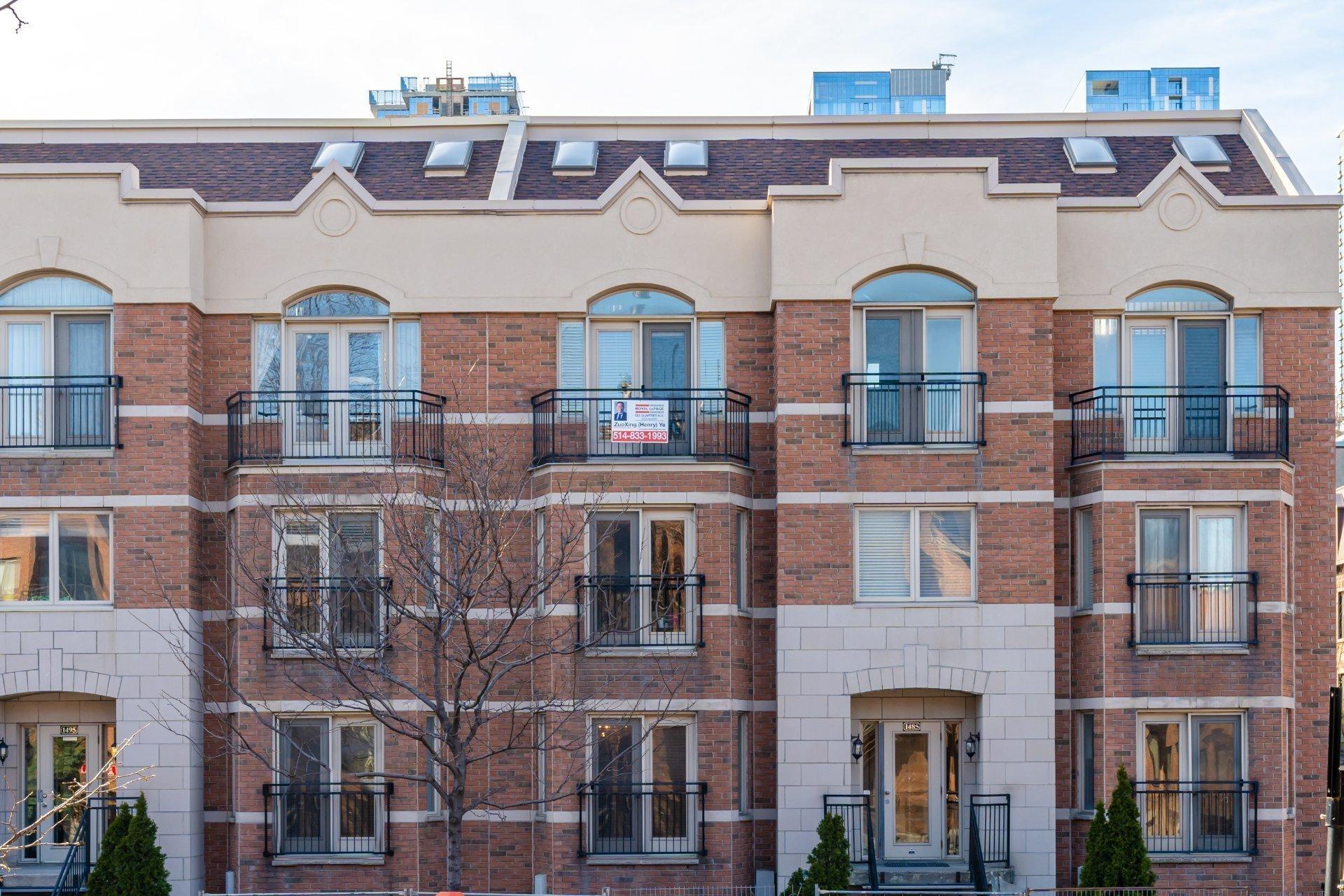 









1485


Rue St-Jacques

, 8,
Montréal (Ville-Marie),




QC
H3C6L7

